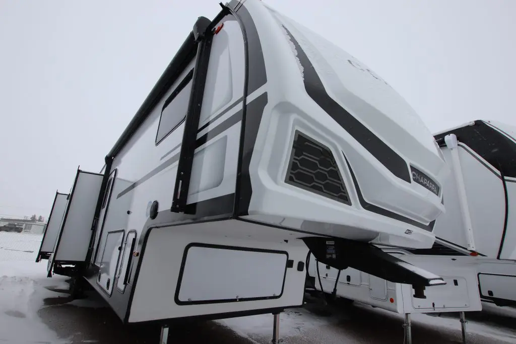 2025 Coachmen Apex Ultra Lite 300 BHS | Sellers RV in Lloydminster